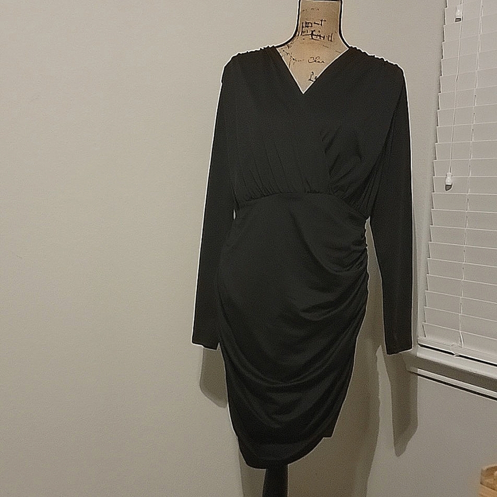 Grace Karin XL black classy fitted dress w/ side ruching on bottom. NWT